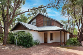 Shady Shack Dunsborough